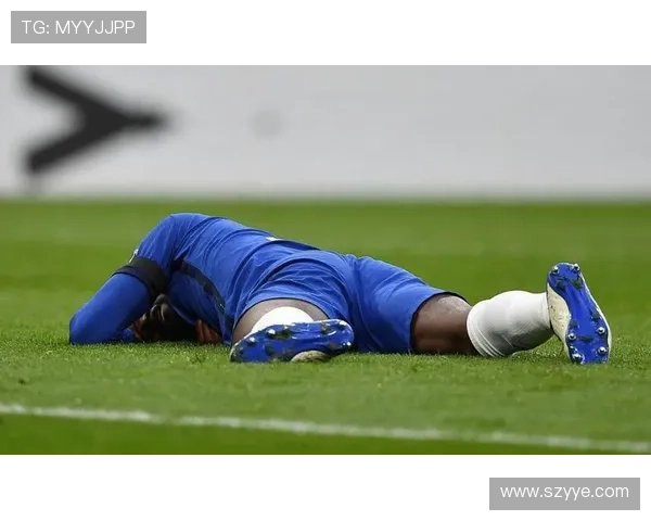 拉菲尼亚传球视野局限对其战术角色与比赛表现的影响分析 拉菲尼亚传球视野局限对其战术角色与比赛表现的影响分析